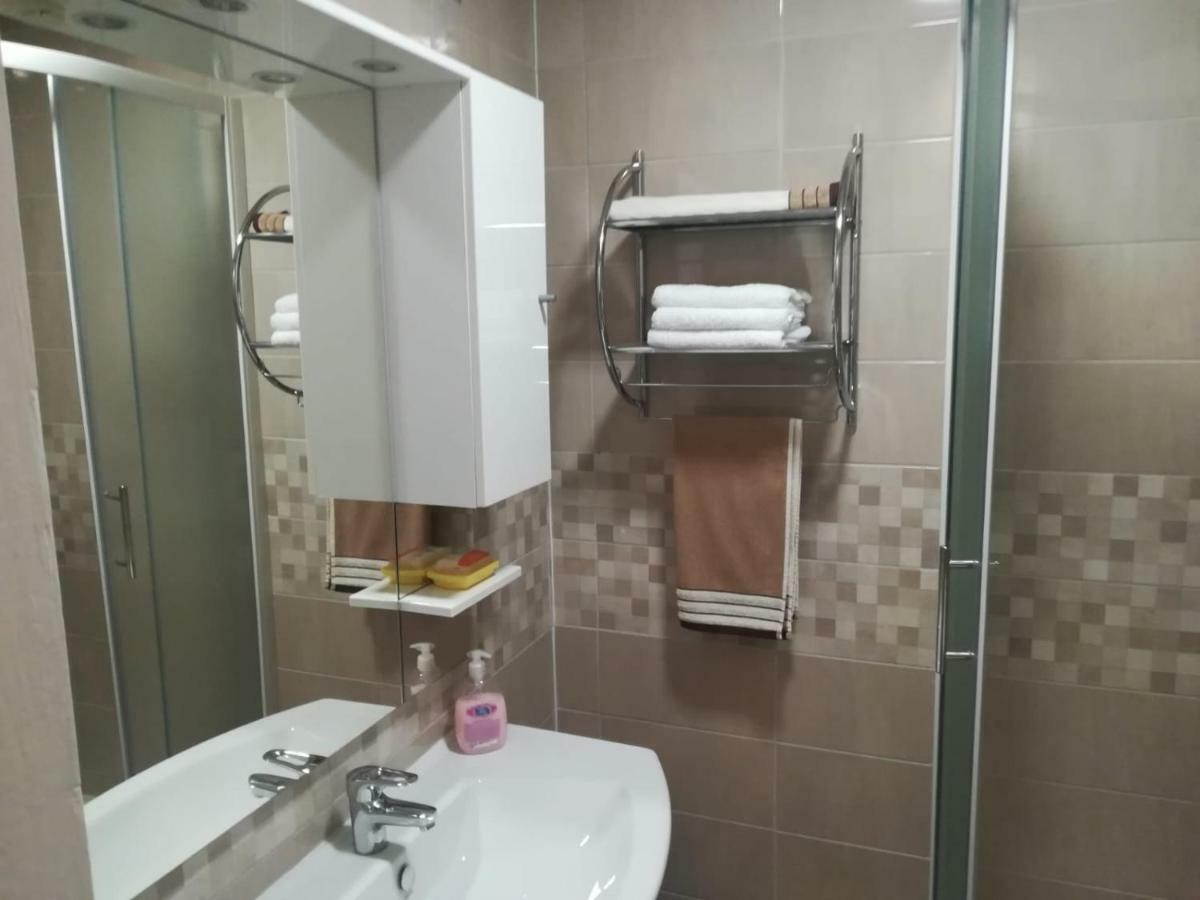 Apartman Tomic Appartement Korenica Buitenkant foto