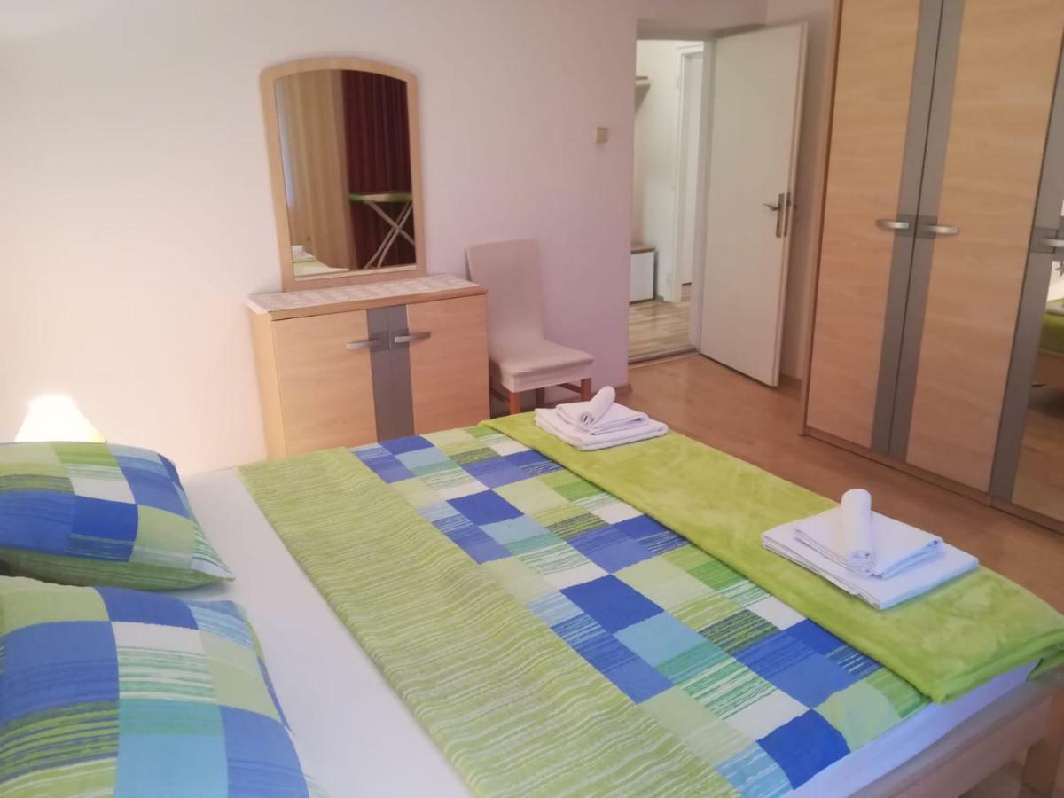 Apartman Tomic Appartement Korenica Buitenkant foto